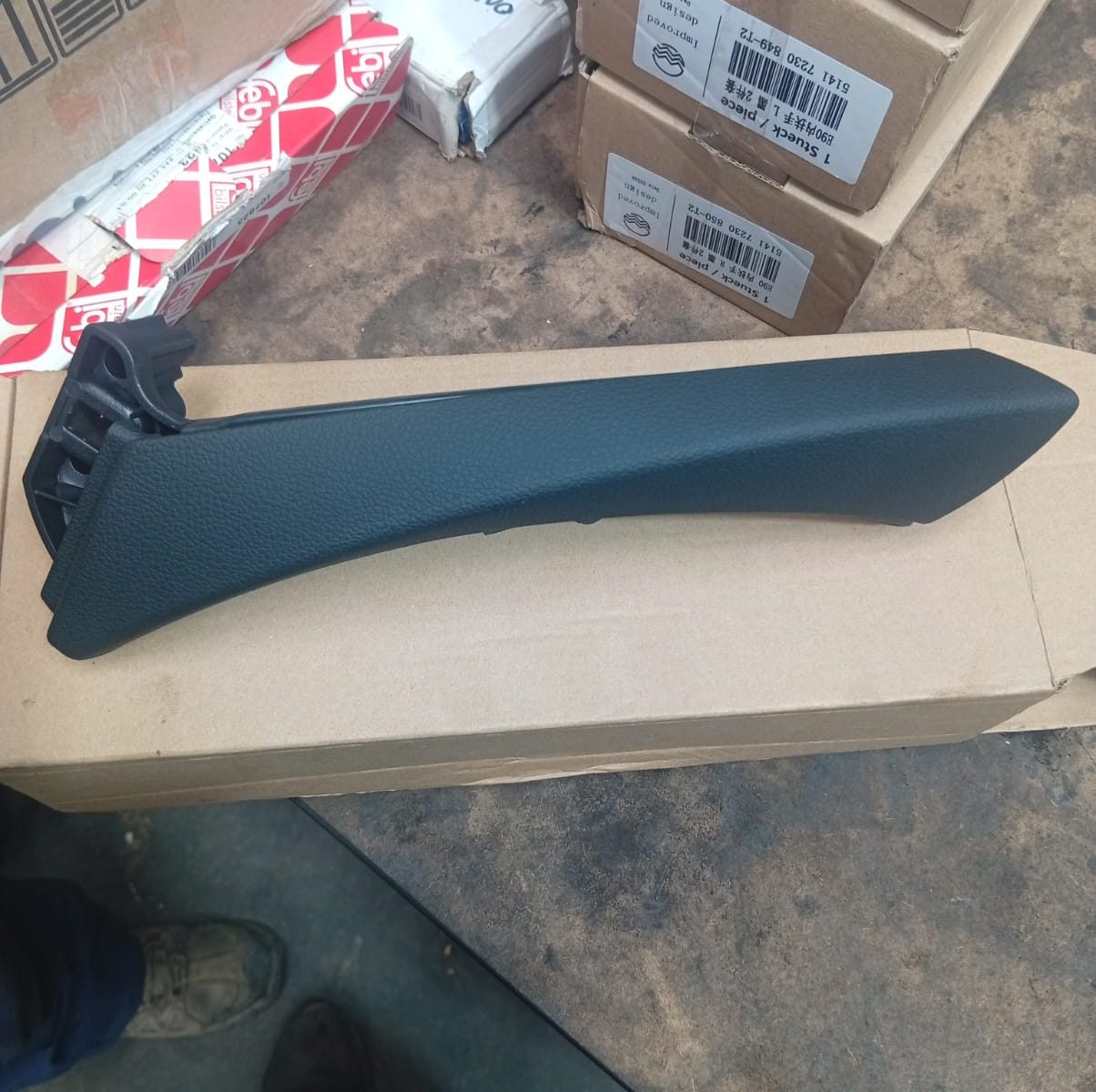 Protegido: MANILLAS INTERIORES BMW E90