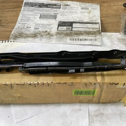 Protegido: bmw- escuadre de techo corredizo 54 13 145 885