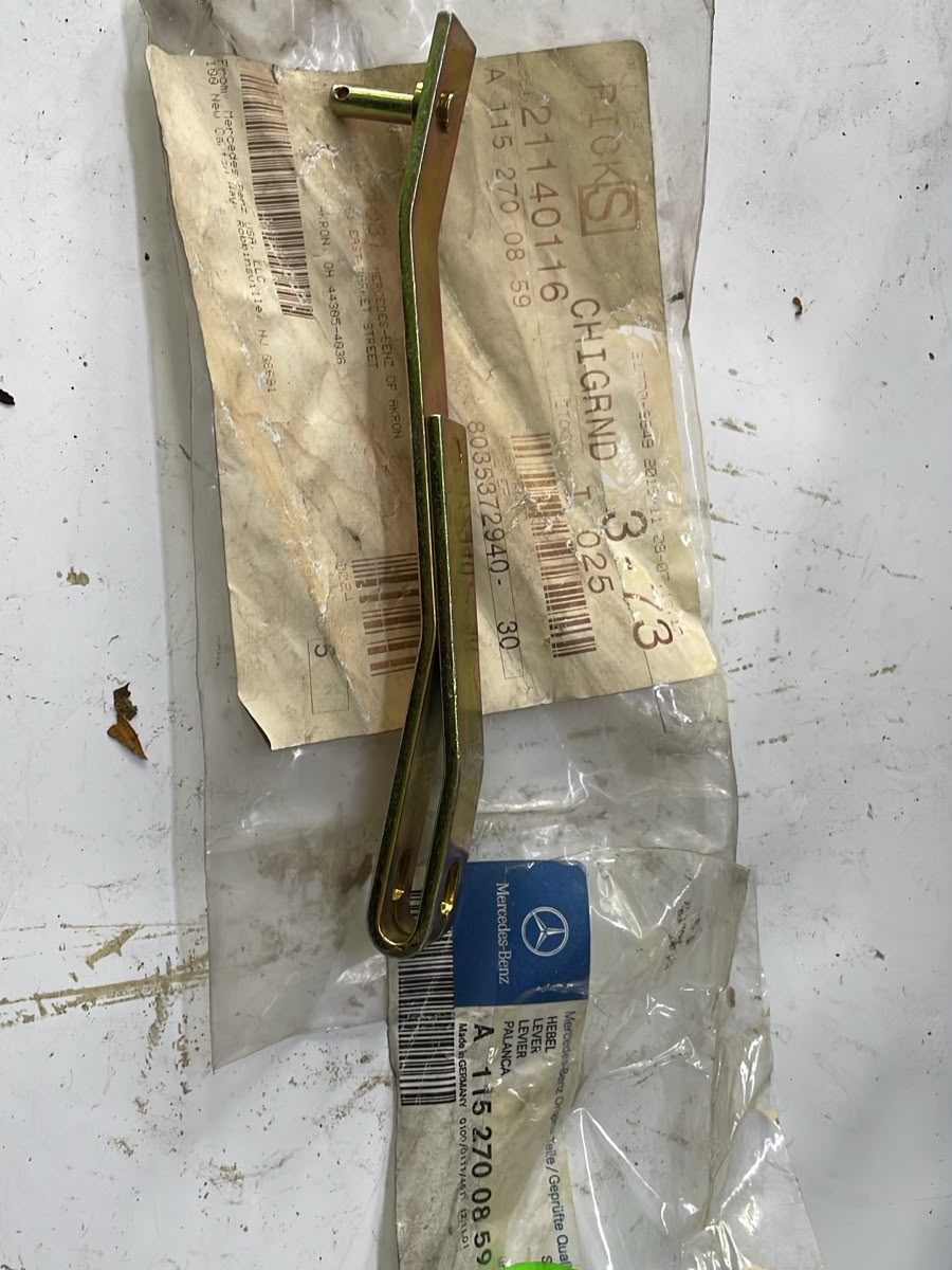 Protegido: MERCEDES BENZ W116/W123/W115-PALANCA DE CONTROL