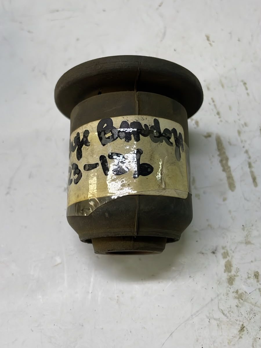 Protegido: CHEVROLET-BUJE DE BANDEJA DE SUSPENSION